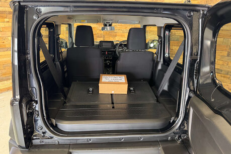 Suzuki Jimny 1.5 SZ5 SUV 3dr Petrol Auto ALLGRIP Euro 6 (101 ps) 9