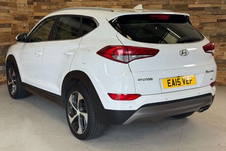 Hyundai TUCSON 2.0 CRDi Premium SUV 5dr Diesel Manual 4WD Euro 6 (136 ps) 47