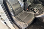 Hyundai TUCSON 2.0 CRDi Premium SUV 5dr Diesel Manual 4WD Euro 6 (136 ps) 89