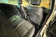 Hyundai TUCSON 2.0 CRDi Premium SUV 5dr Diesel Manual 4WD Euro 6 (136 ps) 51