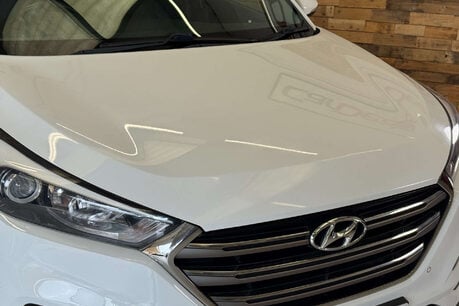 Hyundai TUCSON 2.0 CRDi Premium SUV 5dr Diesel Manual 4WD Euro 6 (136 ps) 79