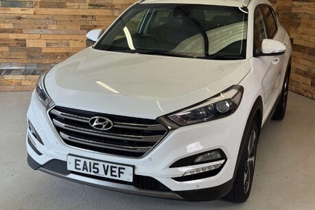 Hyundai TUCSON 2.0 CRDi Premium SUV 5dr Diesel Manual 4WD Euro 6 (136 ps) 99