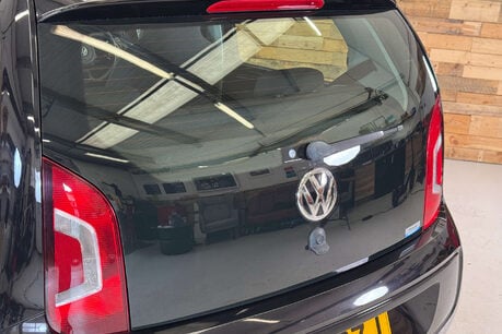 Volkswagen Up 1.0 Move up! Hatchback 5dr Petrol ASG Euro 5 (60 ps) 22
