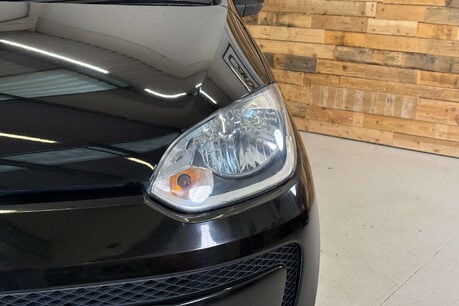 Volkswagen Up 1.0 Move up! Hatchback 5dr Petrol ASG Euro 5 (60 ps) 62