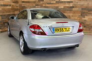 Mercedes-Benz SLK 1.8 SLK200 Kompressor Convertible 2dr Petrol Automatic (211 g/km, 163 bhp) 9