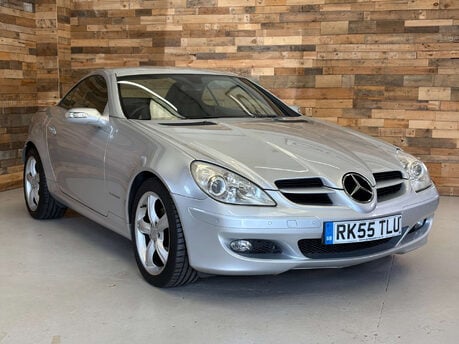 Mercedes-Benz SLK 1.8 SLK200 Kompressor Convertible 2dr Petrol Automatic (211 g/km, 163 bhp)