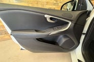 Volvo V40 1.6 T4 SE Lux Hatchback 5dr Petrol Manual Euro 5 (s/s) (180 ps) 78