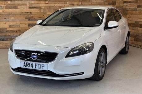 Volvo V40 1.6 T4 SE Lux Hatchback 5dr Petrol Manual Euro 5 (s/s) (180 ps) 43