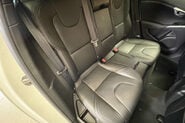 Volvo V40 1.6 T4 SE Lux Hatchback 5dr Petrol Manual Euro 5 (s/s) (180 ps) 83