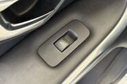 Volvo V40 1.6 T4 SE Lux Hatchback 5dr Petrol Manual Euro 5 (s/s) (180 ps) 86