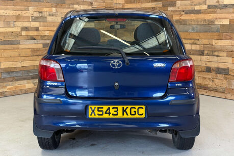 Toyota Yaris 1.3 VVT-i 16v CDX Hatchback 5dr Petrol Automatic (160 g/km, 85 bhp) 5