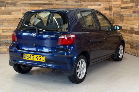 Toyota Yaris 1.3 VVT-i 16v CDX Hatchback 5dr Petrol Automatic (160 g/km, 85 bhp) 6