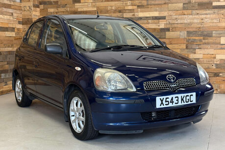 Toyota Yaris 1.3 VVT-i 16v CDX Hatchback 5dr Petrol Automatic (160 g/km, 85 bhp) 1