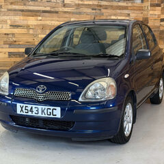 Toyota Yaris 1.3 VVT-i 16v CDX Hatchback 5dr Petrol Automatic (160 g/km, 85 bhp) 1