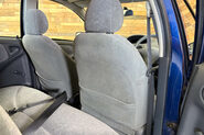 Toyota Yaris 1.3 VVT-i 16v CDX Hatchback 5dr Petrol Automatic (160 g/km, 85 bhp) 40