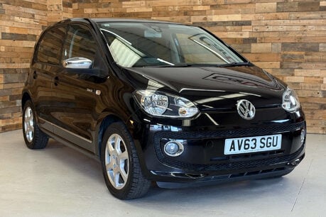 Volkswagen Up 1.0 High up! Hatchback 5dr Petrol ASG Euro 5 (75 ps) 1