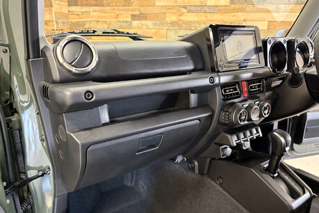 Suzuki Jimny 1.5 SZ5 SUV 3dr Petrol Auto ALLGRIP Euro 6 (101 ps) 42
