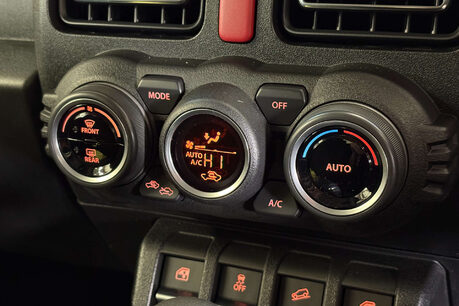 Suzuki Jimny 1.5 SZ5 SUV 3dr Petrol Auto ALLGRIP Euro 6 (101 ps) 22