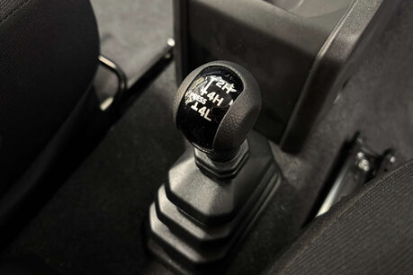 Suzuki Jimny 1.5 SZ5 SUV 3dr Petrol Auto ALLGRIP Euro 6 (101 ps) 28