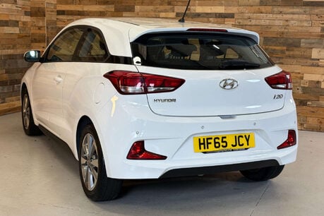 Hyundai i20 1.2 SE Coupe 3dr Petrol Manual Euro 6 (84 ps) 68