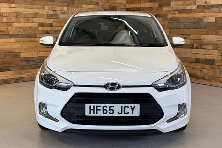 Hyundai i20 1.2 SE Coupe 3dr Petrol Manual Euro 6 (84 ps) 2
