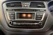 Hyundai i20 1.2 SE Coupe 3dr Petrol Manual Euro 6 (84 ps) 29