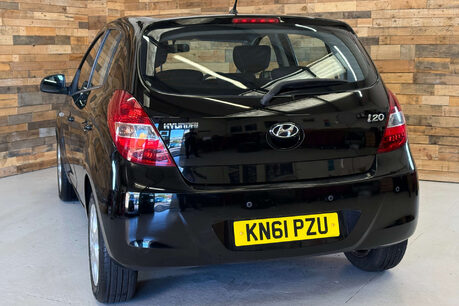 Hyundai i20 1.4 Comfort Hatchback 5dr Petrol Auto Euro 5 (99 bhp) 65