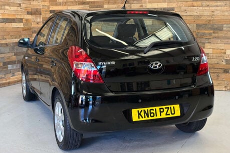 Hyundai i20 1.4 Comfort Hatchback 5dr Petrol Auto Euro 5 (99 bhp) 64