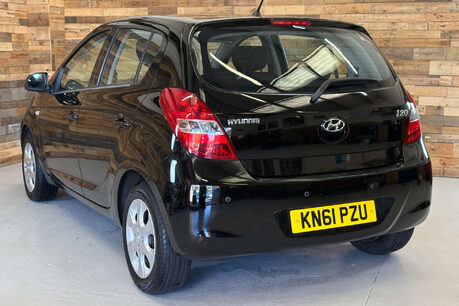 Hyundai i20 1.4 Comfort Hatchback 5dr Petrol Auto Euro 5 (99 bhp) 5