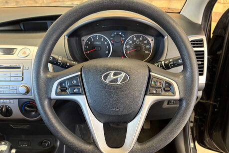 Hyundai i20 1.4 Comfort Hatchback 5dr Petrol Auto Euro 5 (99 bhp) 38