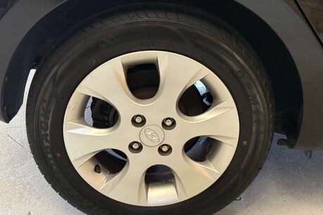 Hyundai i20 1.4 Comfort Hatchback 5dr Petrol Auto Euro 5 (99 bhp) 49