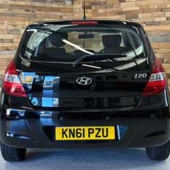 Hyundai i20 1.4 Comfort Hatchback 5dr Petrol Auto Euro 5 (99 bhp) 4