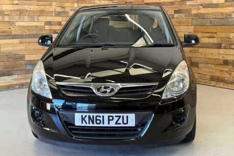Hyundai i20 1.4 Comfort Hatchback 5dr Petrol Auto Euro 5 (99 bhp) 24