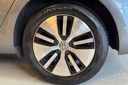 Volkswagen Golf 35.8kWh e-Golf Hatchback 5dr Electric Auto (136 ps) 67