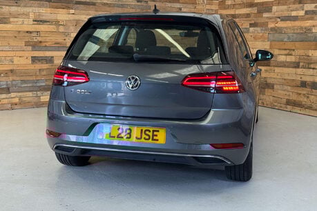 Volkswagen Golf 35.8kWh e-Golf Hatchback 5dr Electric Auto (136 ps) 7