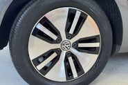 Volkswagen Golf 35.8kWh e-Golf Hatchback 5dr Electric Auto (136 ps) 65