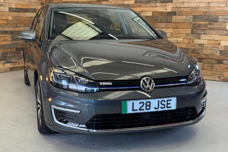 Volkswagen Golf 35.8kWh e-Golf Hatchback 5dr Electric Auto (136 ps) 28