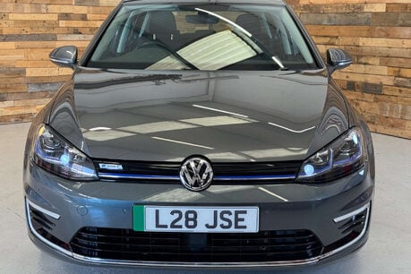Volkswagen Golf 35.8kWh e-Golf Hatchback 5dr Electric Auto (136 ps) 3