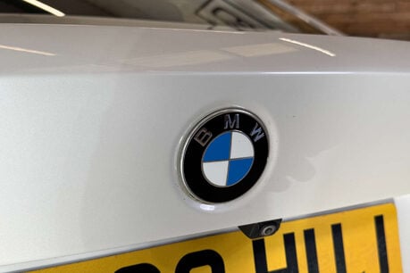 BMW 3 Series 2.0 330e 12kWh M Sport Saloon 4dr Petrol Plug-in Hybrid Auto Euro 6 (s/s) ( 82