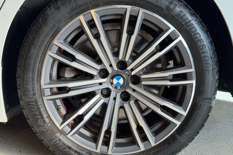 BMW 3 Series 2.0 330e 12kWh M Sport Saloon 4dr Petrol Plug-in Hybrid Auto Euro 6 (s/s) ( 45
