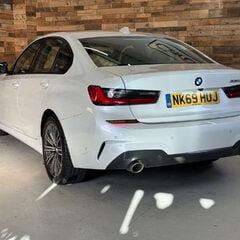 BMW 3 Series 2.0 330e 12kWh M Sport Saloon 4dr Petrol Plug-in Hybrid Auto Euro 6 (s/s) ( 1