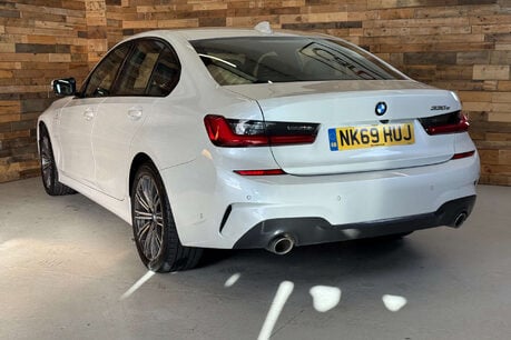 BMW 3 Series 2.0 330e 12kWh M Sport Saloon 4dr Petrol Plug-in Hybrid Auto Euro 6 (s/s) ( 3