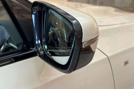 BMW 3 Series 2.0 330e 12kWh M Sport Saloon 4dr Petrol Plug-in Hybrid Auto Euro 6 (s/s) ( 53