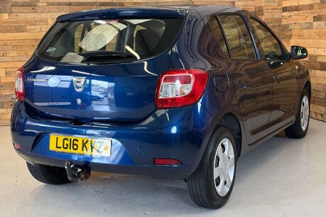 Dacia Sandero 0.9 TCe Ambiance Hatchback 5dr Petrol Manual Euro 6 (s/s) (90 ps) 67