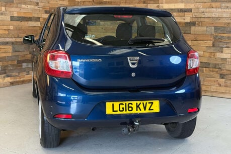 Dacia Sandero 0.9 TCe Ambiance Hatchback 5dr Petrol Manual Euro 6 (s/s) (90 ps) 60
