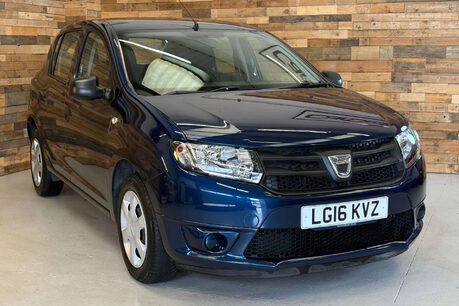 Dacia Sandero 0.9 TCe Ambiance Hatchback 5dr Petrol Manual Euro 6 (s/s) (90 ps) 69
