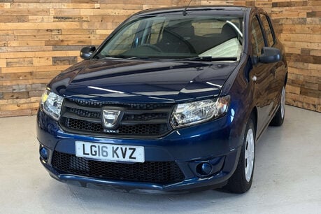 Dacia Sandero 0.9 TCe Ambiance Hatchback 5dr Petrol Manual Euro 6 (s/s) (90 ps) 80