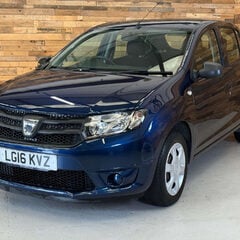 Dacia Sandero 0.9 TCe Ambiance Hatchback 5dr Petrol Manual Euro 6 (s/s) (90 ps) 1