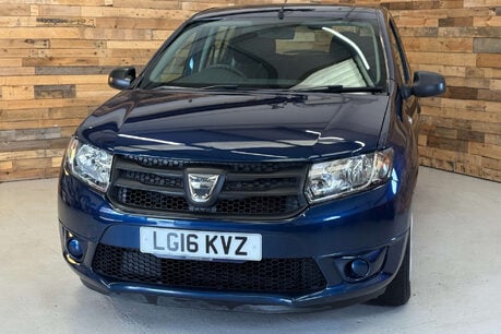 Dacia Sandero 0.9 TCe Ambiance Hatchback 5dr Petrol Manual Euro 6 (s/s) (90 ps) 82