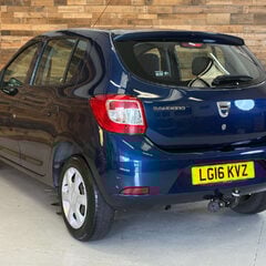 Dacia Sandero 0.9 TCe Ambiance Hatchback 5dr Petrol Manual Euro 6 (s/s) (90 ps) 2